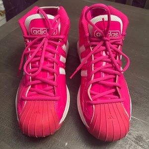 Adidas mid top court gym shoe 11